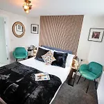 Kings Arms - Luxury Double - Freestanding Bath - Self Check In