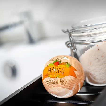 Kings Arms - Luxury Double - Freestanding Bath - Self Check In